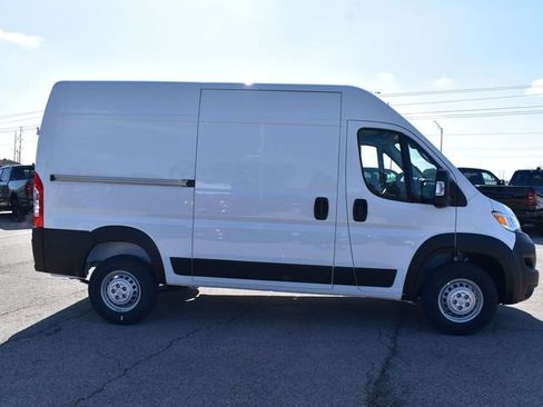 New 2026 RAM ProMaster 1500 w/ Convenience Group FWD image 15