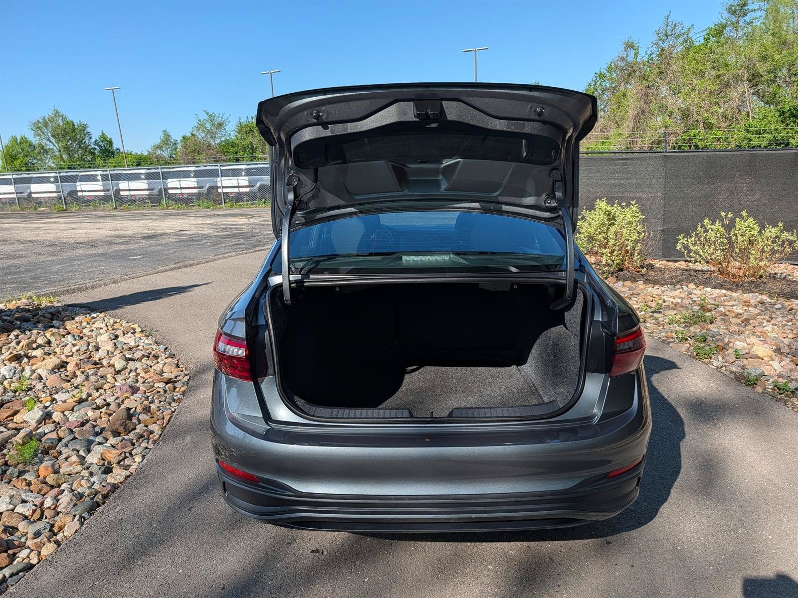 Certified 2023 Volkswagen Jetta Sport FWD image 18