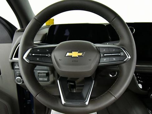 New 2026 Chevrolet Suburban LT w/ Comfort Package image 2