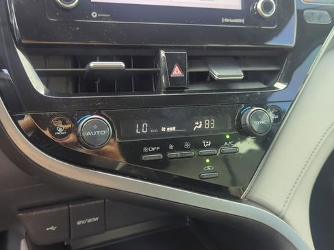 Used 2023 Toyota Camry SE FWD image 20