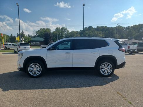 Used 2026 GMC Acadia AWD Elevation w/ Elevation Premium Package image 2