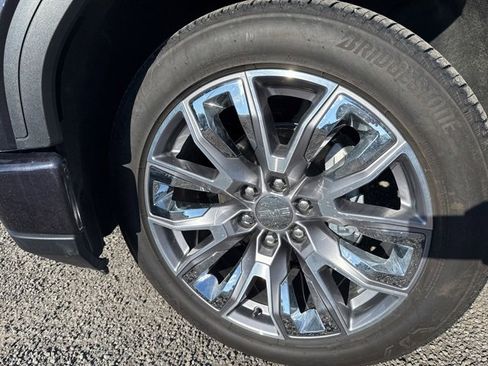 Used 2025 GMC Sierra 1500 Denali w/ Denali Reserve Package image 3