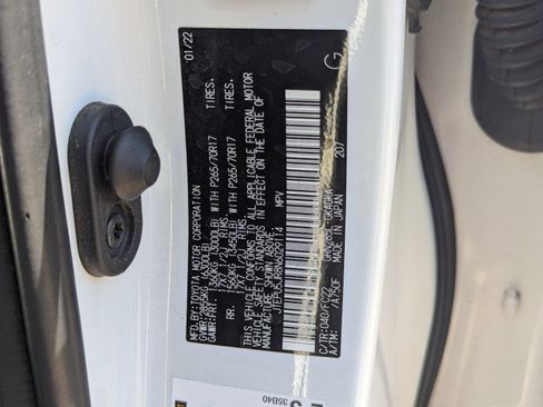 Used 2022 Toyota 4Runner TRD Off-Road image 38