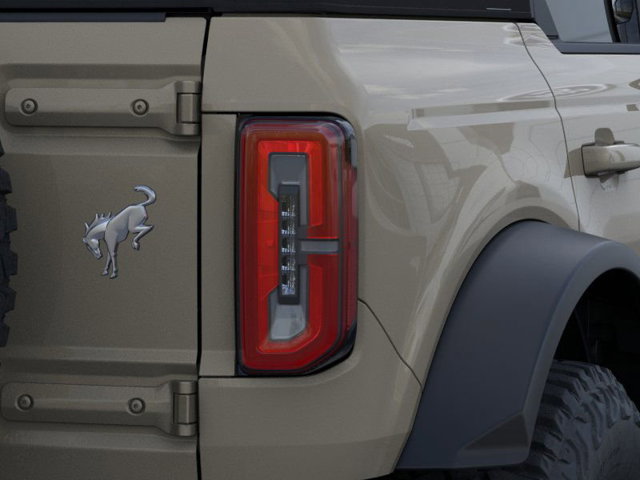 Used 2025 Ford Bronco Outer Banks w/ Sasquatch Package AWD/4WD image 23