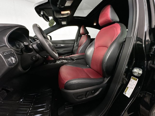 Used 2023 INFINITI QX55 Sensory w/ Lighting Package AWD/4WD image 4
