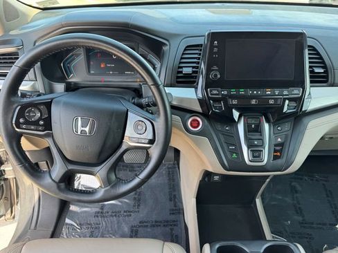 Used 2019 Honda Odyssey EX-L image 18