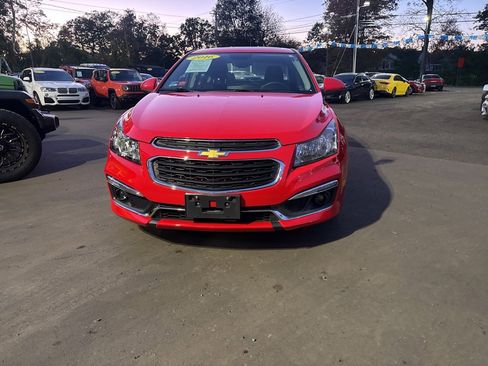 Used 2016 Chevrolet Cruze LT w/ Sun And Sound Package image 3