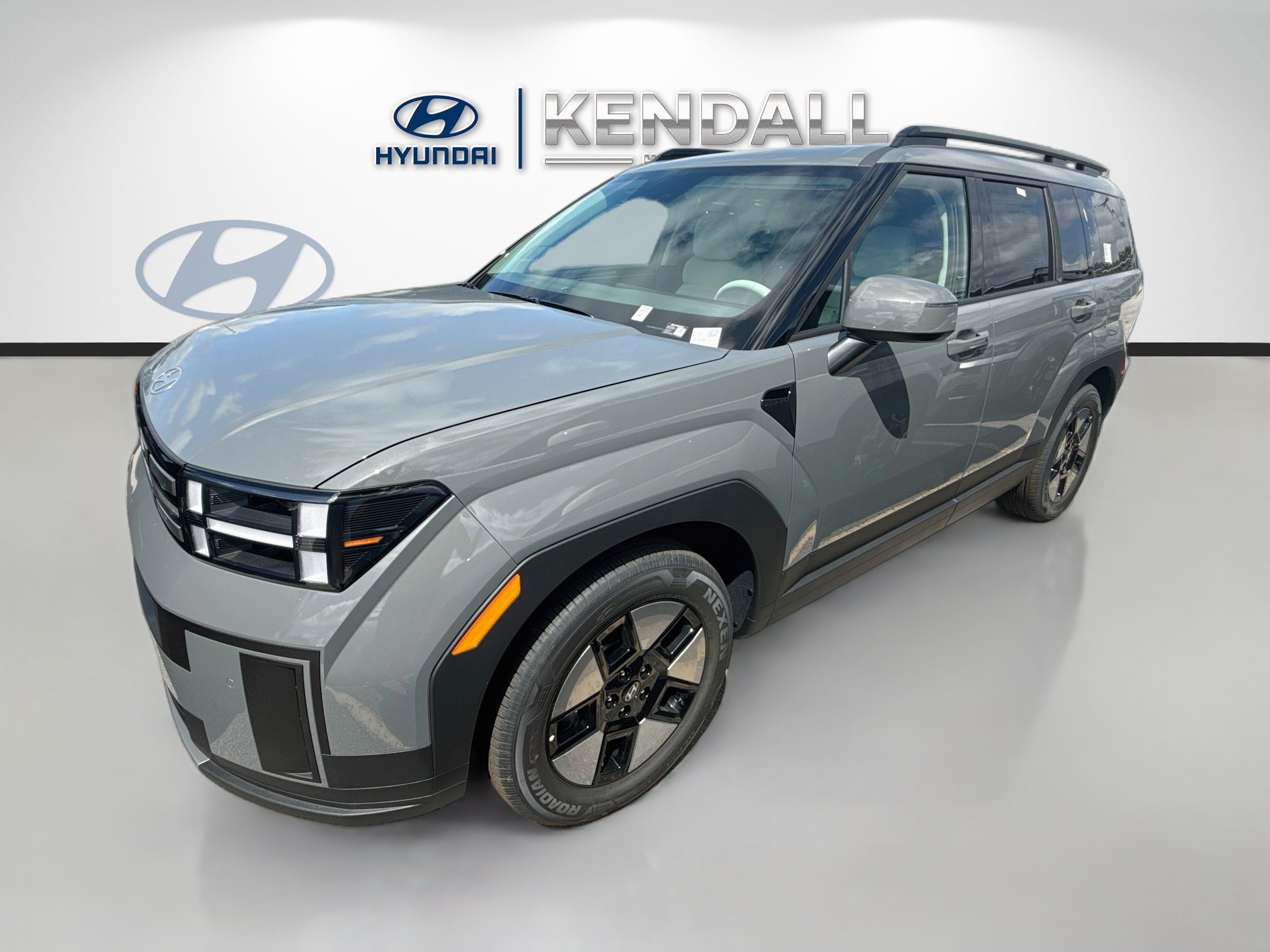 New 2027 Hyundai Santa Fe SEL FWD image 3