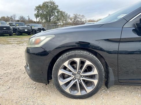 Used 2014 Honda Accord Sport image 19