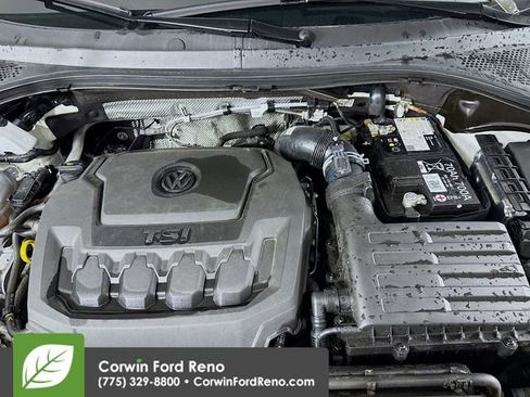 Used 2024 Volkswagen Tiguan SE image 29
