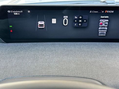 Certified 2025 Ford Expedition Max Active RWD image 25
