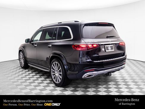New 2026 Mercedes-Benz GLS 580 4MATIC image 3