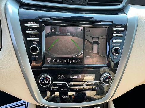 Certified 2019 Nissan Murano Platinum w/ Cargo Package FWD image 19