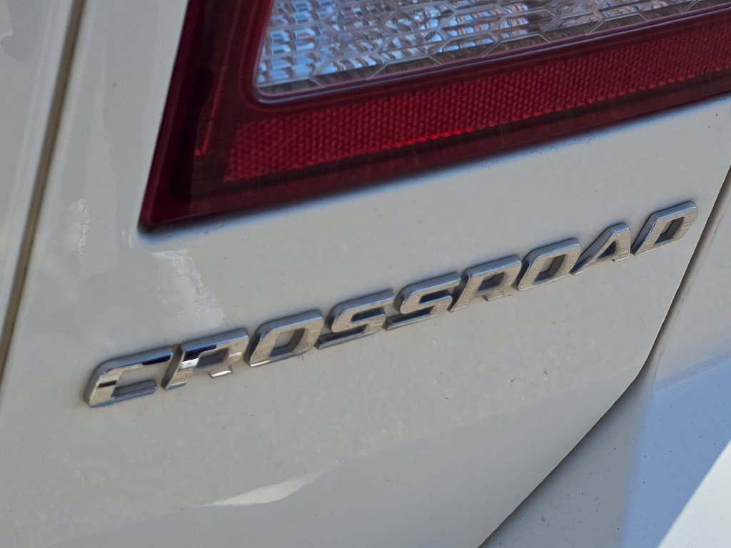 Used 2020 Dodge Journey Crossroad FWD image 17