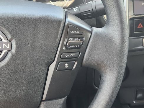 Used 2025 Nissan Frontier SV RWD image 32