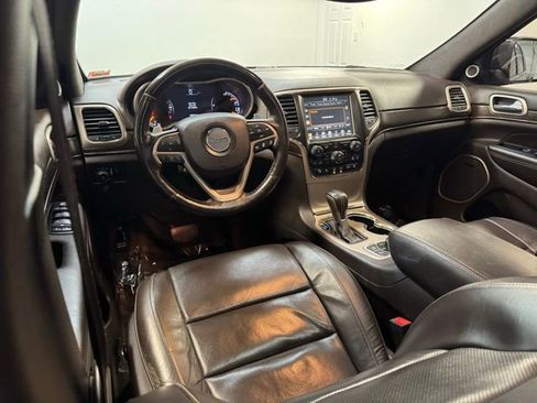 Used 2017 Jeep Grand Cherokee Summit w/ Platinum Series Group image 7