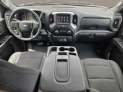 Used 2022 Chevrolet Silverado 1500 Custom AWD/4WD image 16