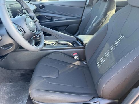 New 2025 Hyundai Elantra Sport image 22