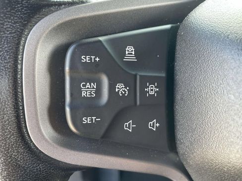 Used 2023 Ford Bronco Wildtrak image 16