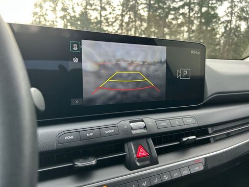 Used 2025 Kia K4 LXS image 19