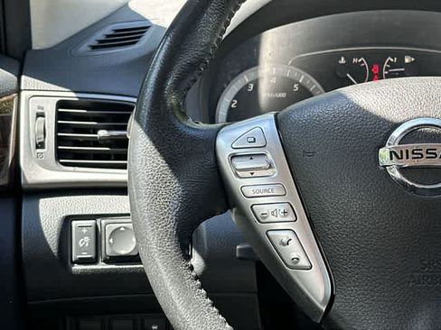 Used 2013 Nissan Sentra SL w/ Premium Pkg FWD image 9