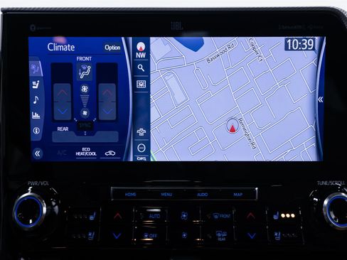 Certified 2022 Toyota Highlander Platinum image 8