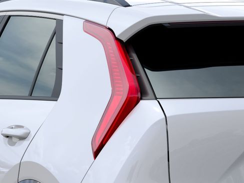 New 2026 Kia Niro Wind w/ Wind Preserve Package FWD image 11