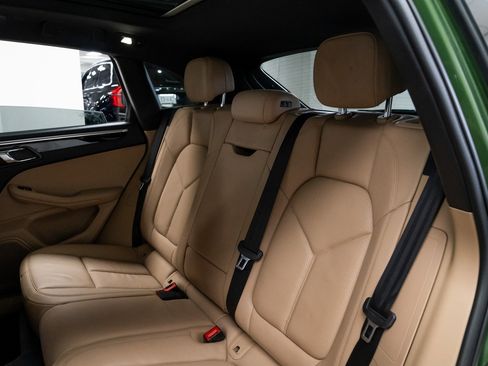 Used 2019 Porsche Macan image 21