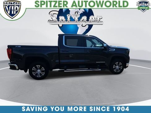 Used 2024 GMC Sierra 1500 SLE w/ X31 Off-Road Package AWD/4WD image 9