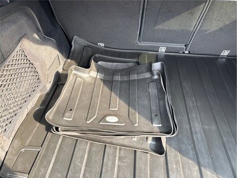 Used 2022 Land Rover Discovery Sport SE R-Dynamic image 49