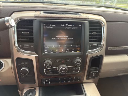 Used 2018 RAM 3500 Laramie Longhorn image 18