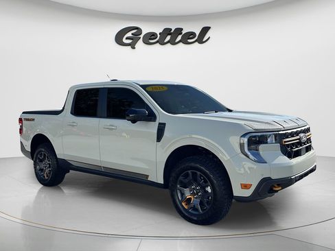 Used 2025 Ford Maverick Tremor AWD/4WD image 3