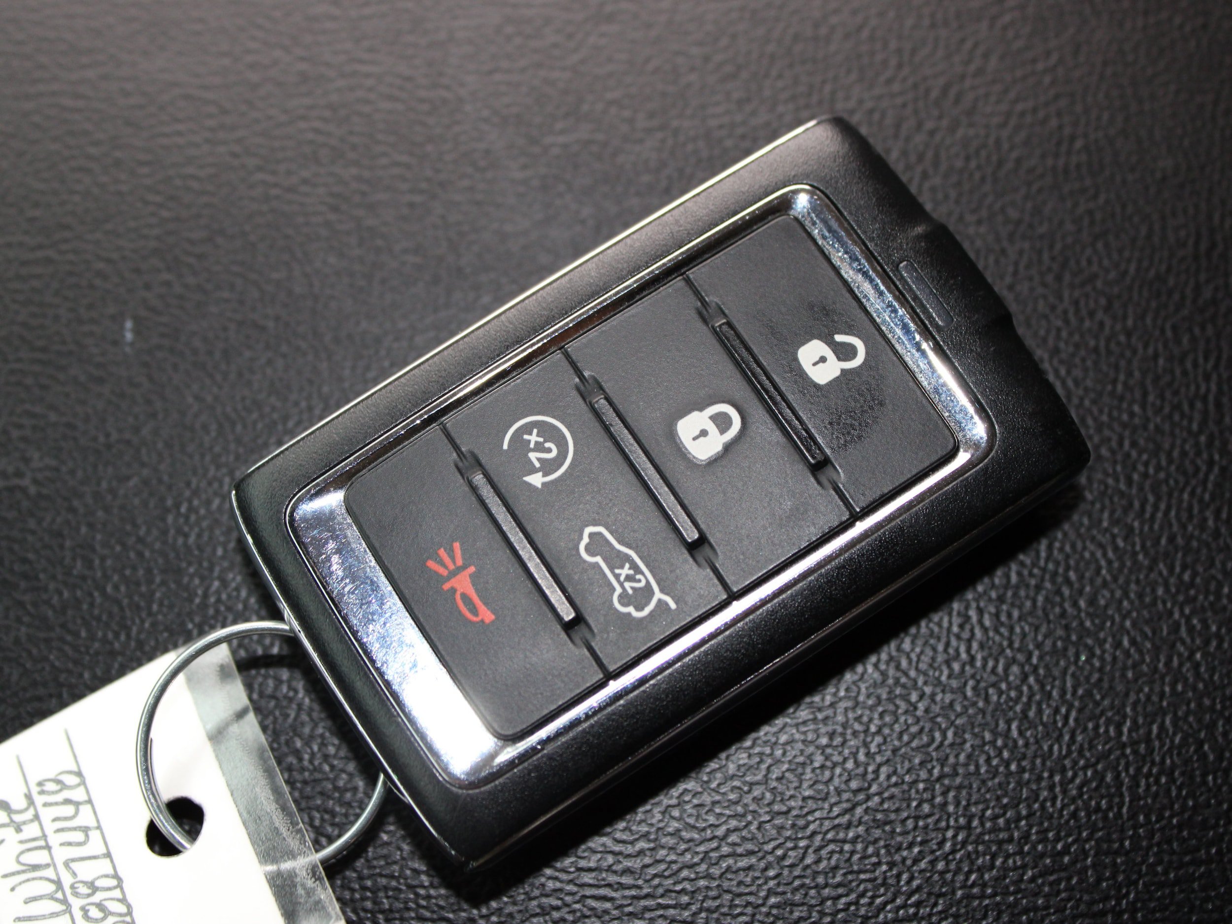 Used 2023 Jeep Grand Cherokee Limited w/ Luxury Tech Group II AWD/4WD image 47