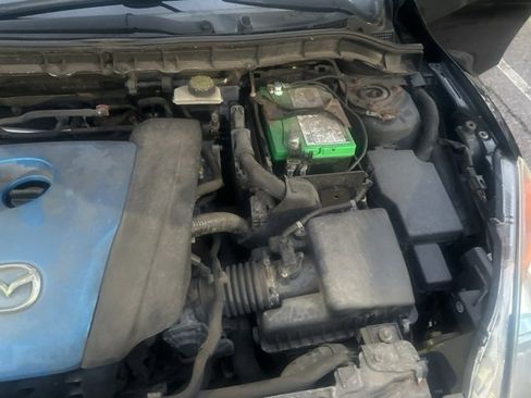 Used 2012 MAZDA MAZDA3 i Touring image 18