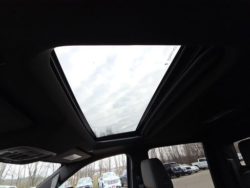 Used 2024 GMC Sierra 2500 Denali w/ Denali Reserve Package image 28