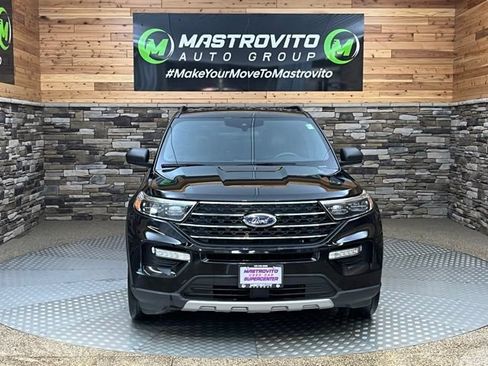 Used 2020 Ford Explorer XLT w/ Equipment Group 202A AWD/4WD image 3