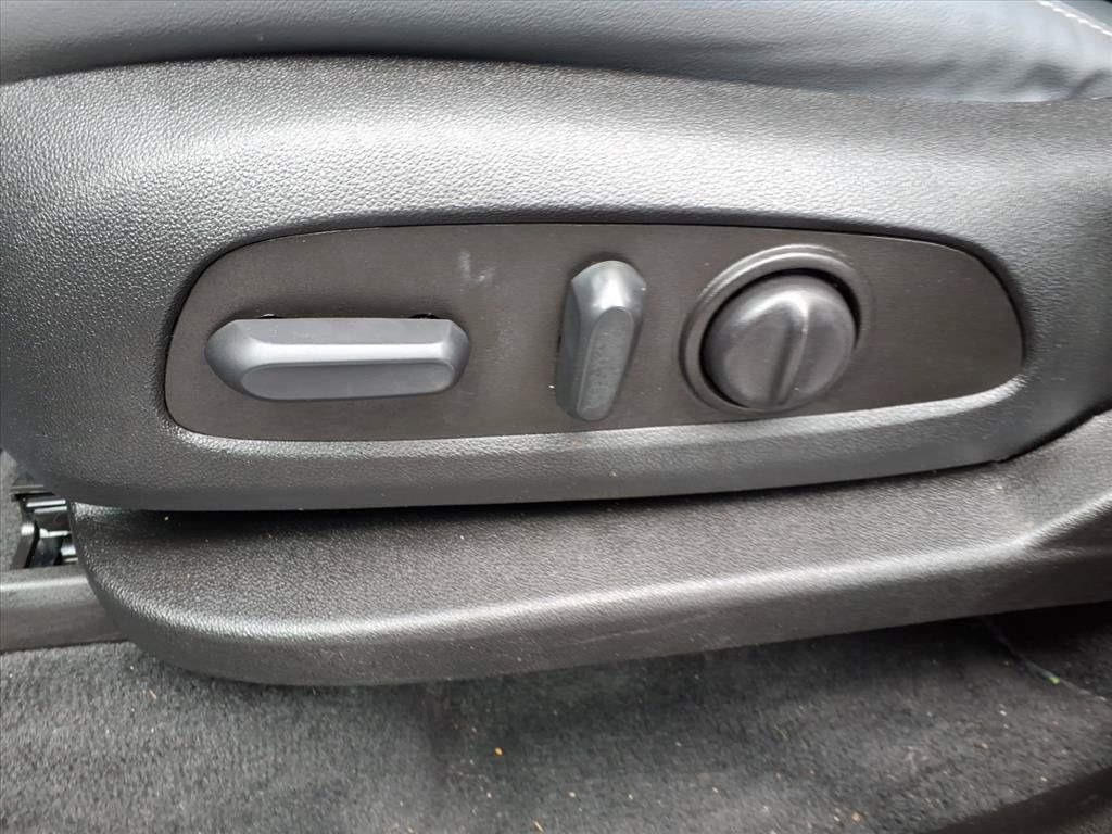 Used 2024 Buick Enclave Essence w/ LPO, Floor Liner Package FWD image 23