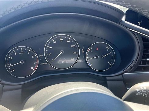 Used 2024 MAZDA MAZDA3 s FWD image 12