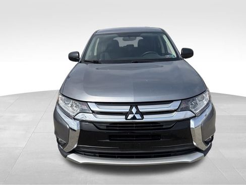 Used 2017 Mitsubishi Outlander ES image 10