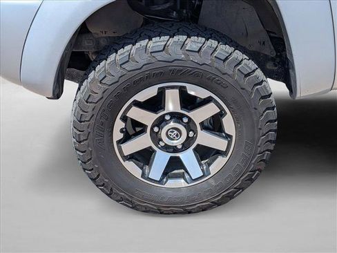 Used 2011 Toyota Tacoma PreRunner w/ SR5 Pkg #2 RWD image 14