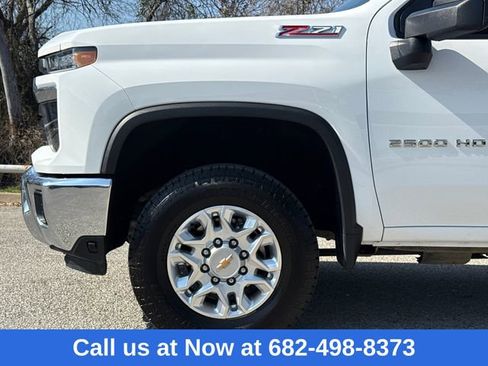 Used 2024 Chevrolet Silverado 2500 LT image 5
