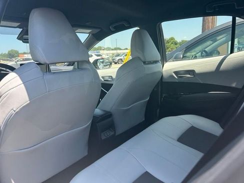 Used 2025 Toyota Corolla XSE FWD image 11