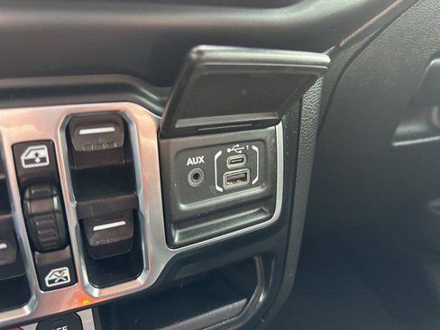 Certified 2021 Jeep Wrangler Unlimited Rubicon image 18