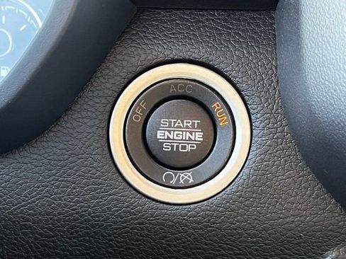 Used 2024 RAM 2500 Big Horn w/ Bed Utility Group image 21