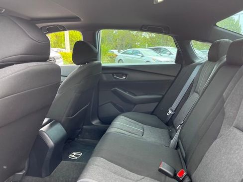 Used 2023 Honda Accord Sport image 7