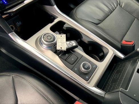 Used 2021 Ford Explorer Limited w/ Equipment Group 301A image 14