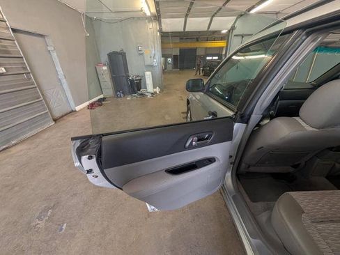 Used 2005 Subaru Forester 2.5XS AWD/4WD image 23