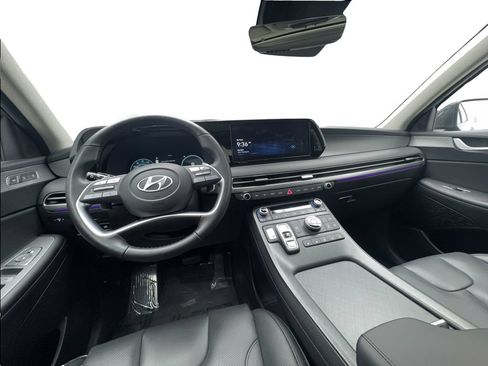 Used 2025 Hyundai Palisade Limited FWD image 38