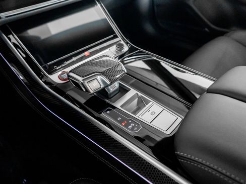 Used 2025 Audi S8 image 35