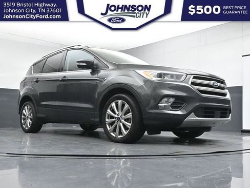 Used 2018 Ford Escape Titanium w/ Ford Safe & Smart Package FWD image 27